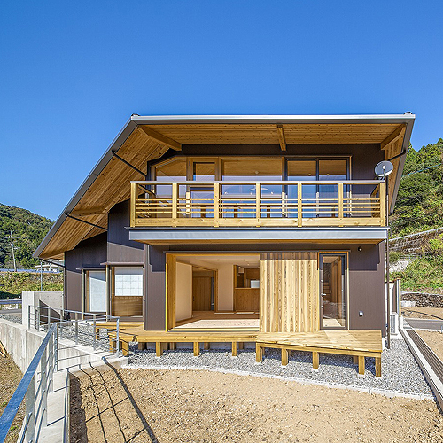 鏡小浜の家が完成しました。